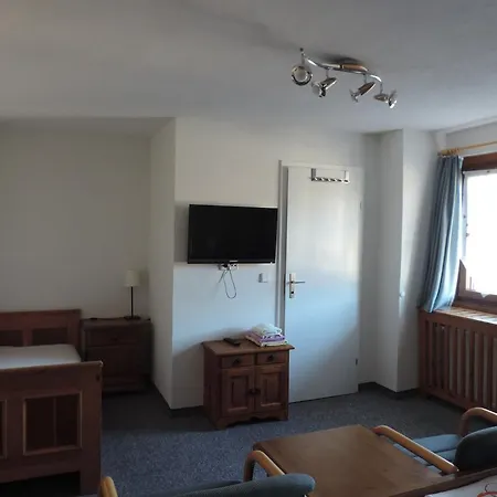 Gastehaus Lasser Guest house *
